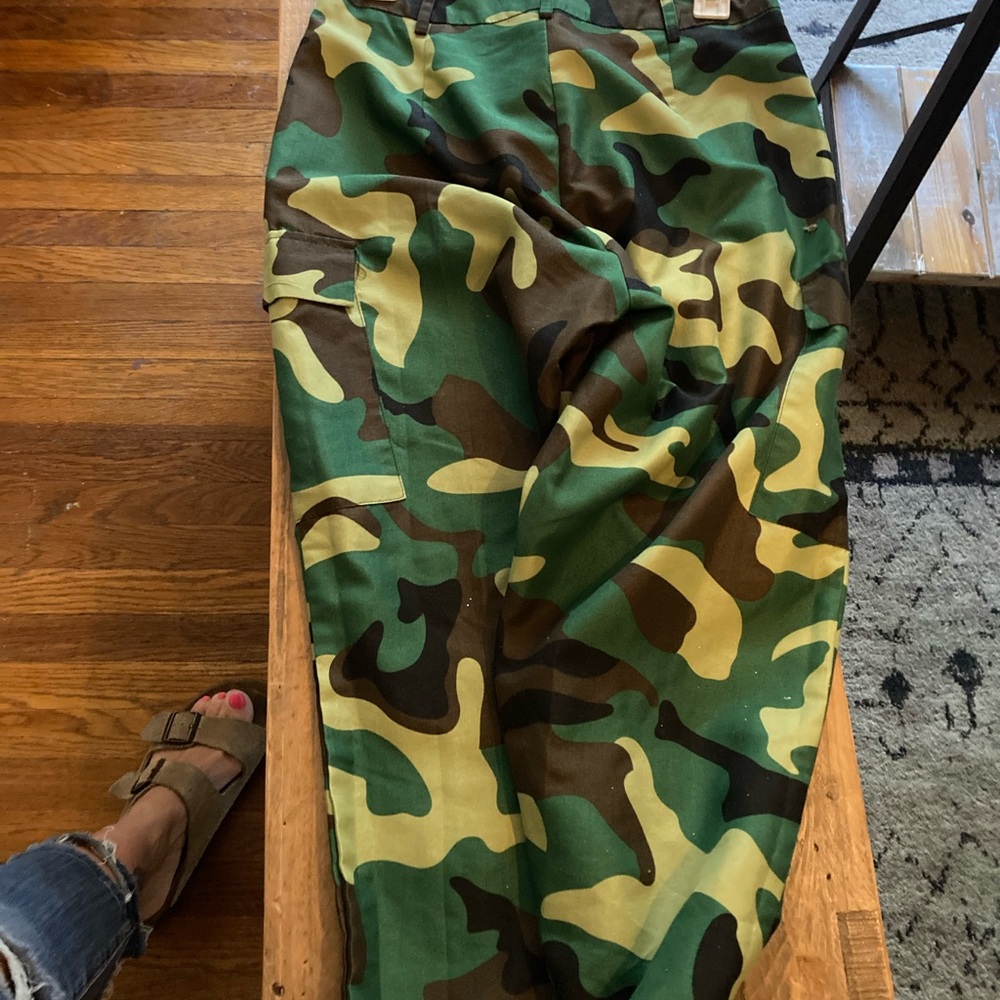 Prettylittlething Green Camouflage Pants